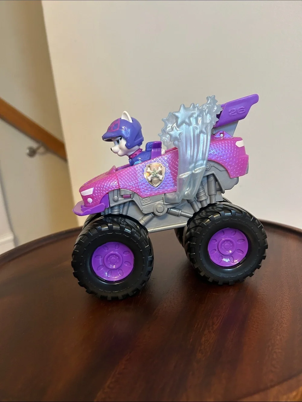 FOUR Paw Patrol characters with vehicles / Marshall, Liberty, Zuma and Roxi - Picture 2 of 6